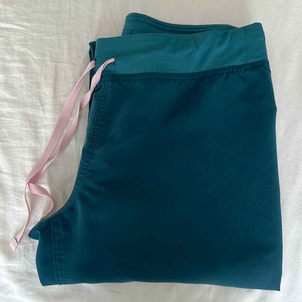 Figs scrub pants